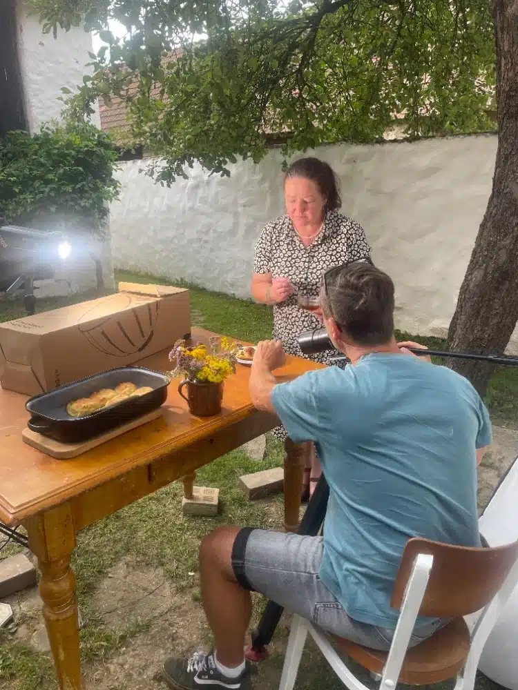 Alena Anežka Gajdušková - letní natáčení pořadu Co naše babičky uměly a na co my jsme zapomněli